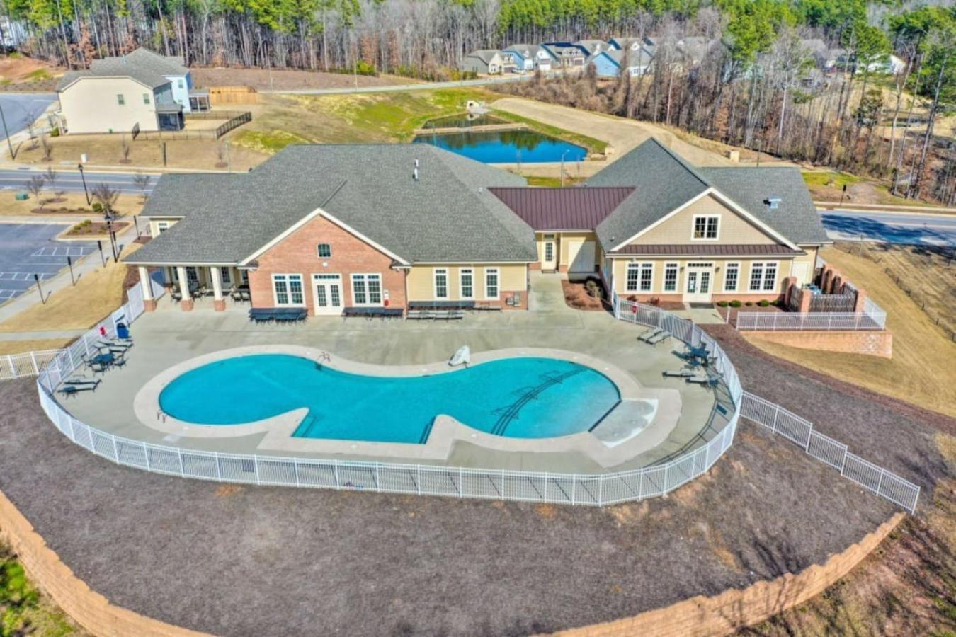 The Villas Buckingham 10 Mins To Rdu Airport Duke Downtown Durham Bagian luar foto