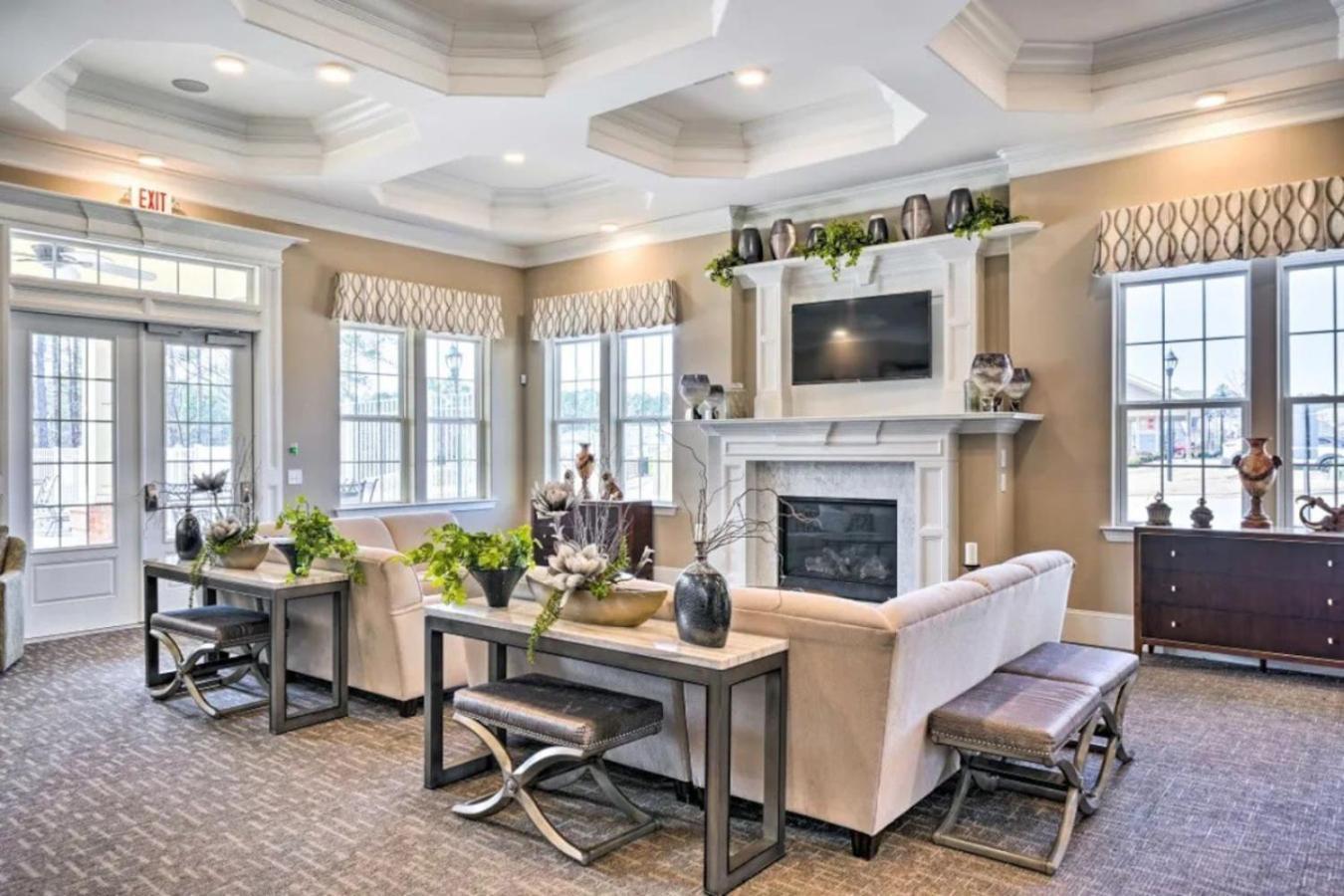 The Villas Buckingham 10 Mins To Rdu Airport Duke Downtown Durham Bagian luar foto