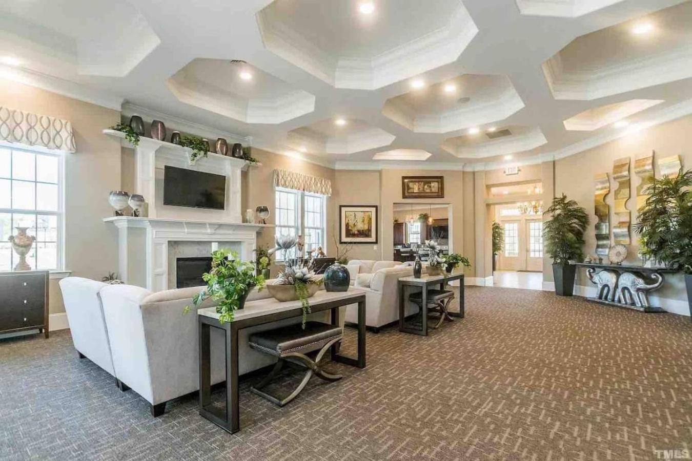 The Villas Buckingham 10 Mins To Rdu Airport Duke Downtown Durham Bagian luar foto