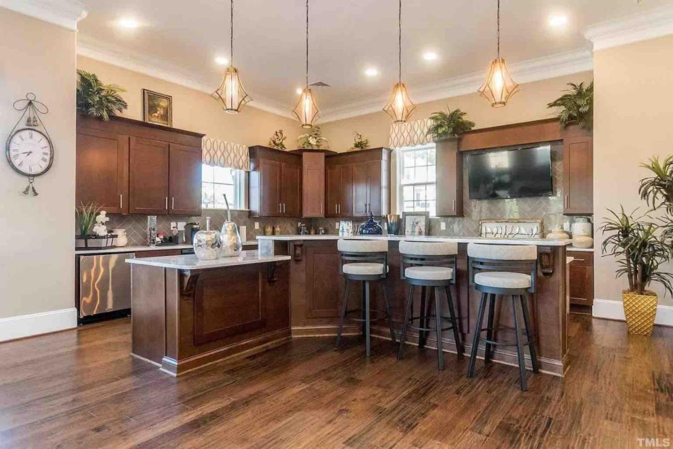 The Villas Buckingham 10 Mins To Rdu Airport Duke Downtown Durham Bagian luar foto