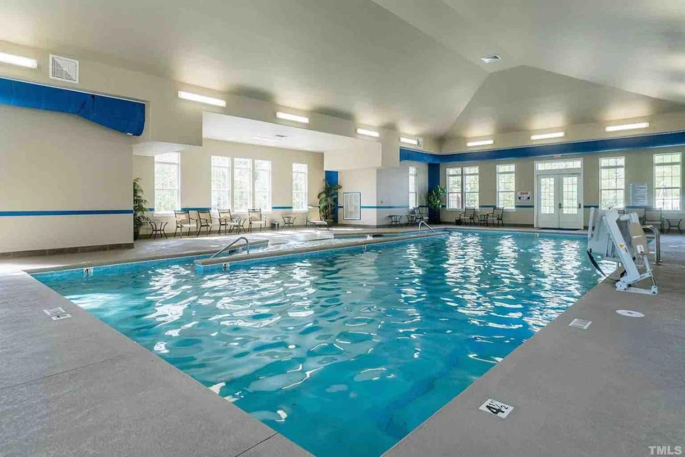 The Villas Buckingham 10 Mins To Rdu Airport Duke Downtown Durham Bagian luar foto