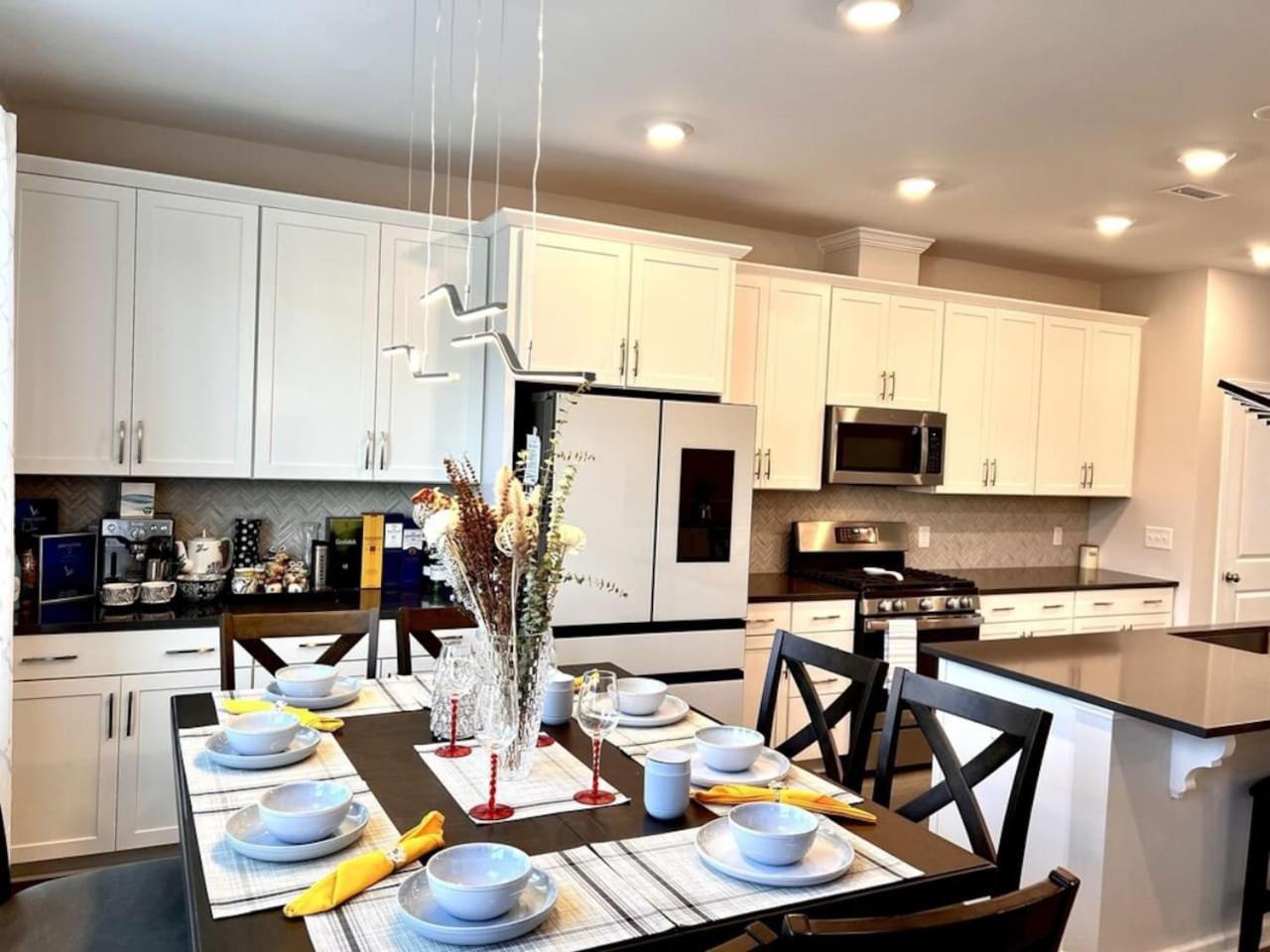 The Villas Buckingham 10 Mins To Rdu Airport Duke Downtown Durham Bagian luar foto